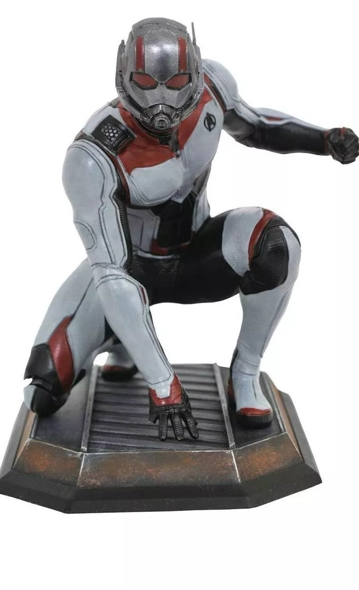 Marvel Gallery Avengers 4 Endgame Diamond Select Ant-Man 9" Action Figure