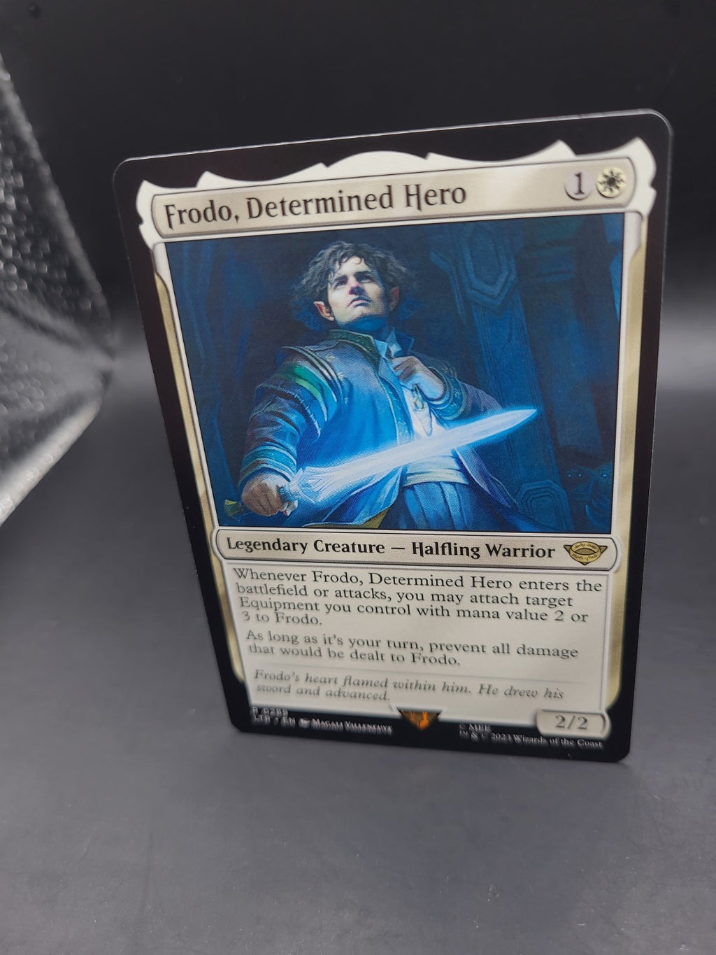 Frodo, Determined Hero ~ The Lord of the Rings [ NM ] [ Magic MTG ] R0289 Regula