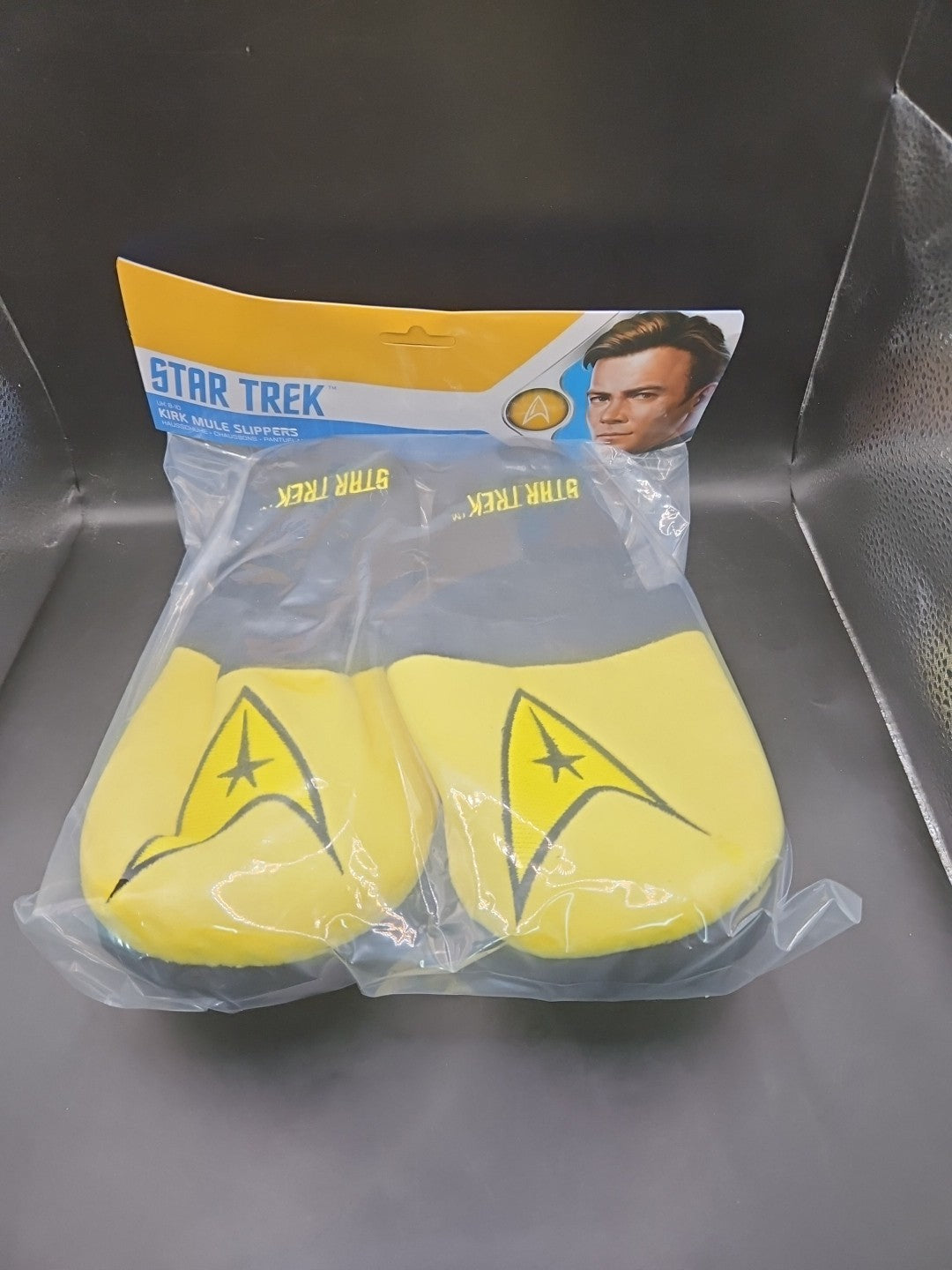 Official Star Trek Kirk Mule Slippers UK 8-10 - Brand New