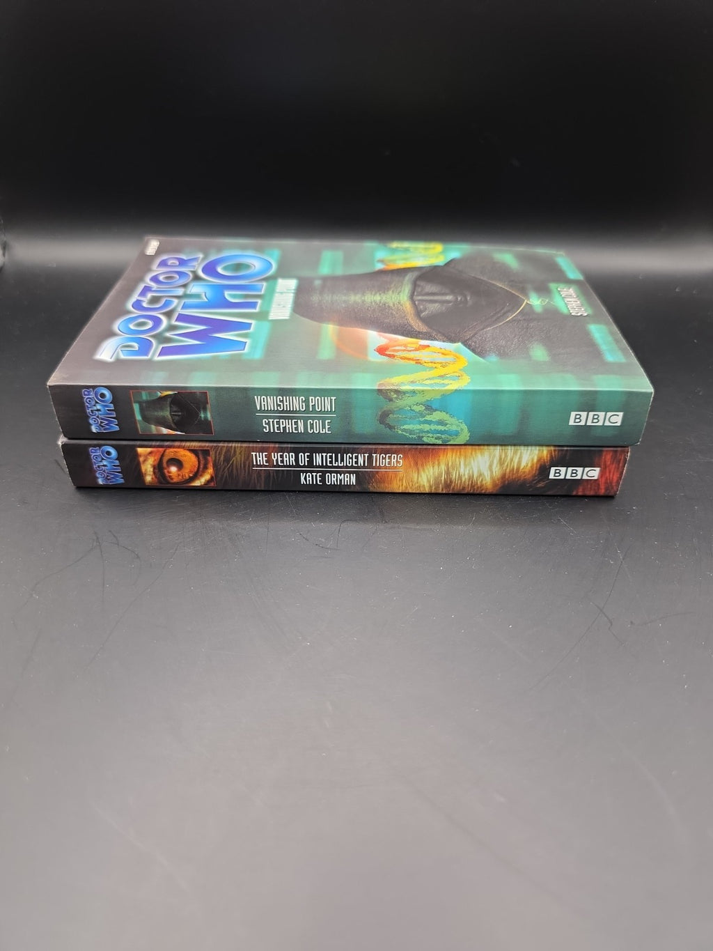 2 X Doctor Who Books Intelligent Tigers & Vanishing Point