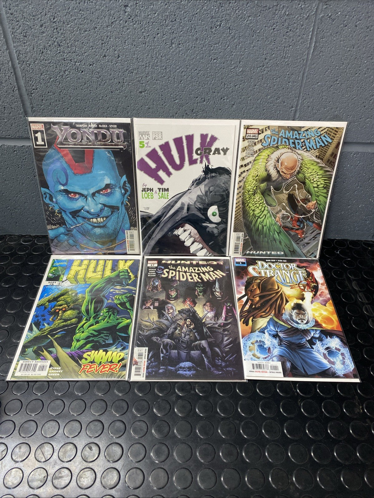 Marvel comics bundle X6