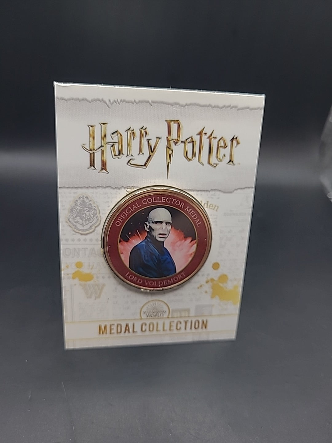 Harry Potter Medal Collection: Characters (Red) Lord Voldemort