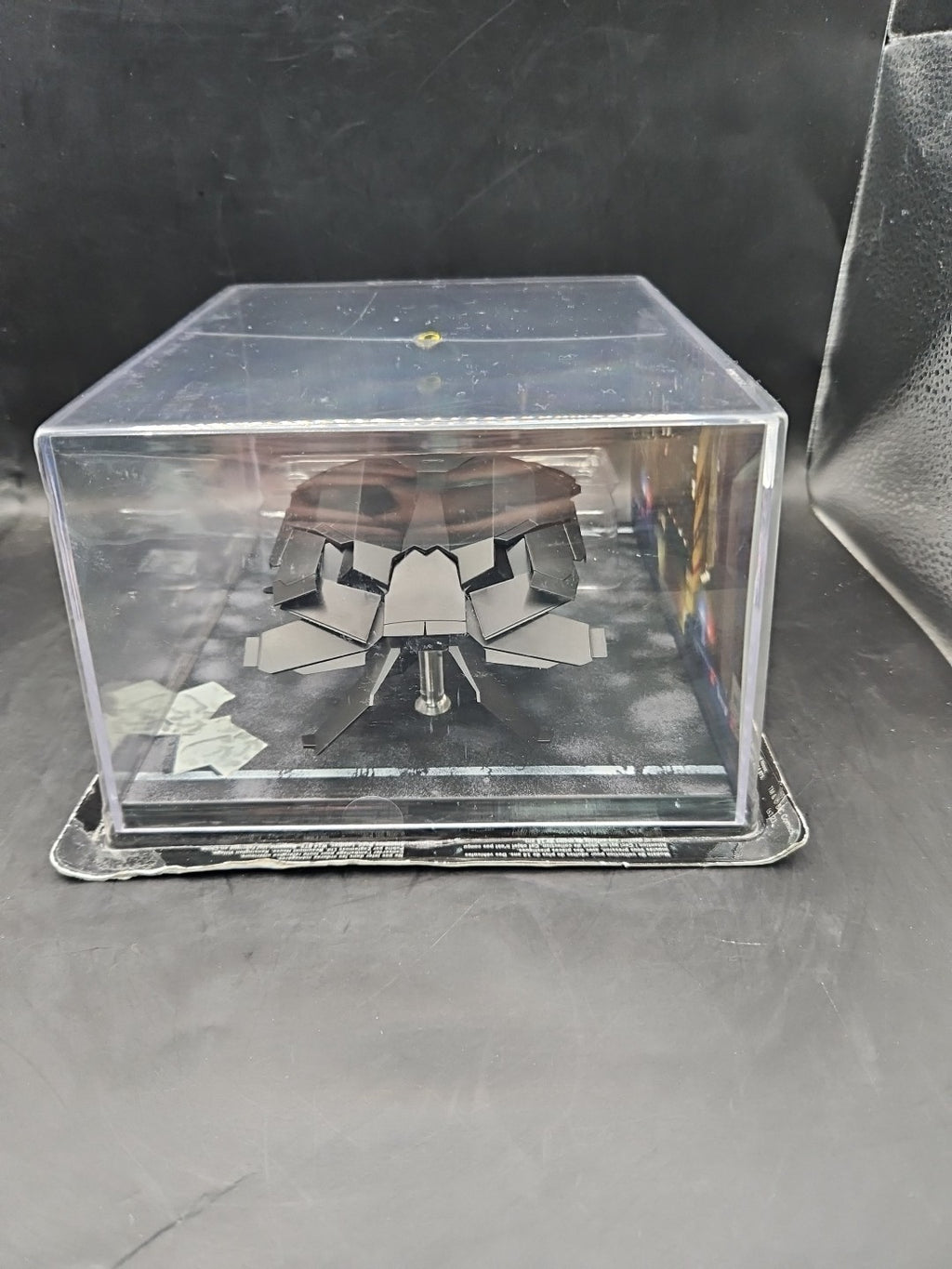 The Dark Knight Rises Movie The Bat 1:43 Scale Eaglemoss - Damaged Box