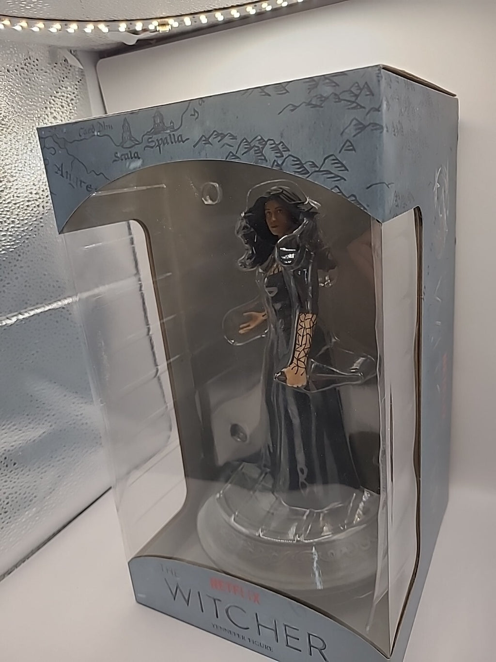 Netflix The Witcher TV Series - Yennefer Figure Statue Dark Horse