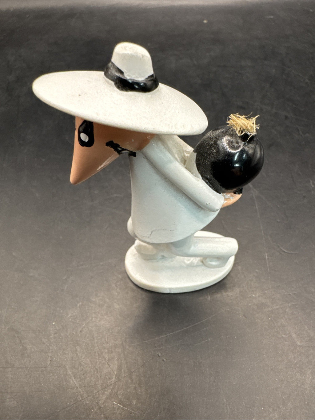 2010 Spy vs. Spy Mega Mini Figures  2.5inches Running Press set of 2 w/Mini Book