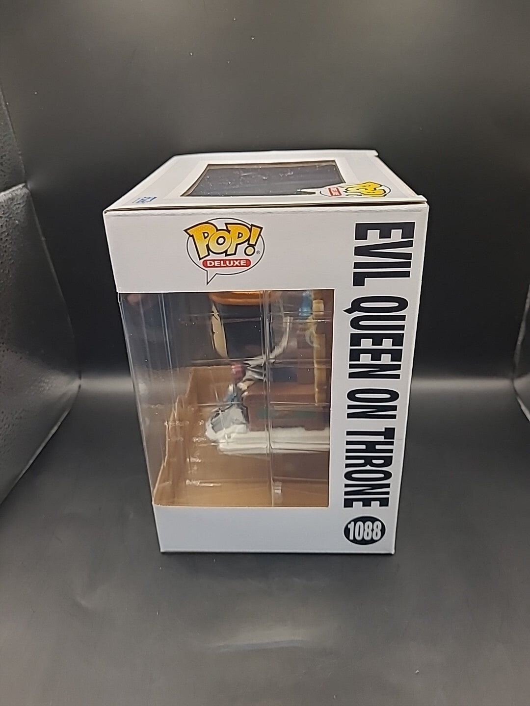 Evil Queen On Throne Disny Villains Funko Pop #1088