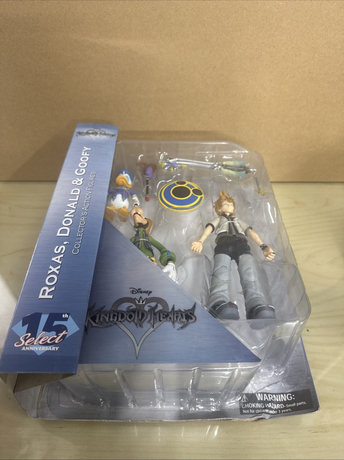 Diamond Select Disney Kingdom of Hearts Roxas Donald & Goofy Figures