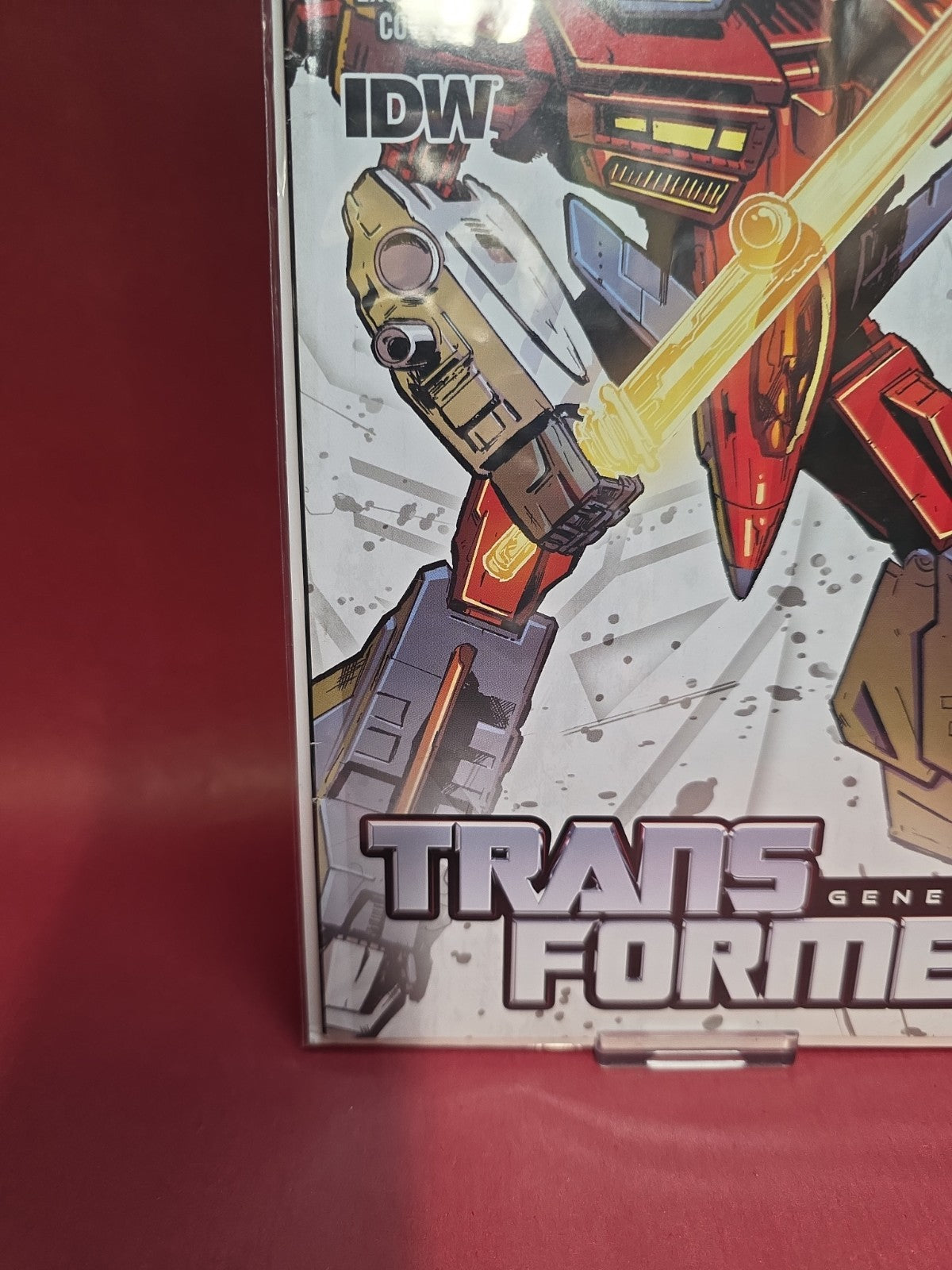 IDW HASBRO EXCLUSIVE COVER, TRANSFORMERS ,GENERATIONS , ARMADA STARSCREAM , 2014