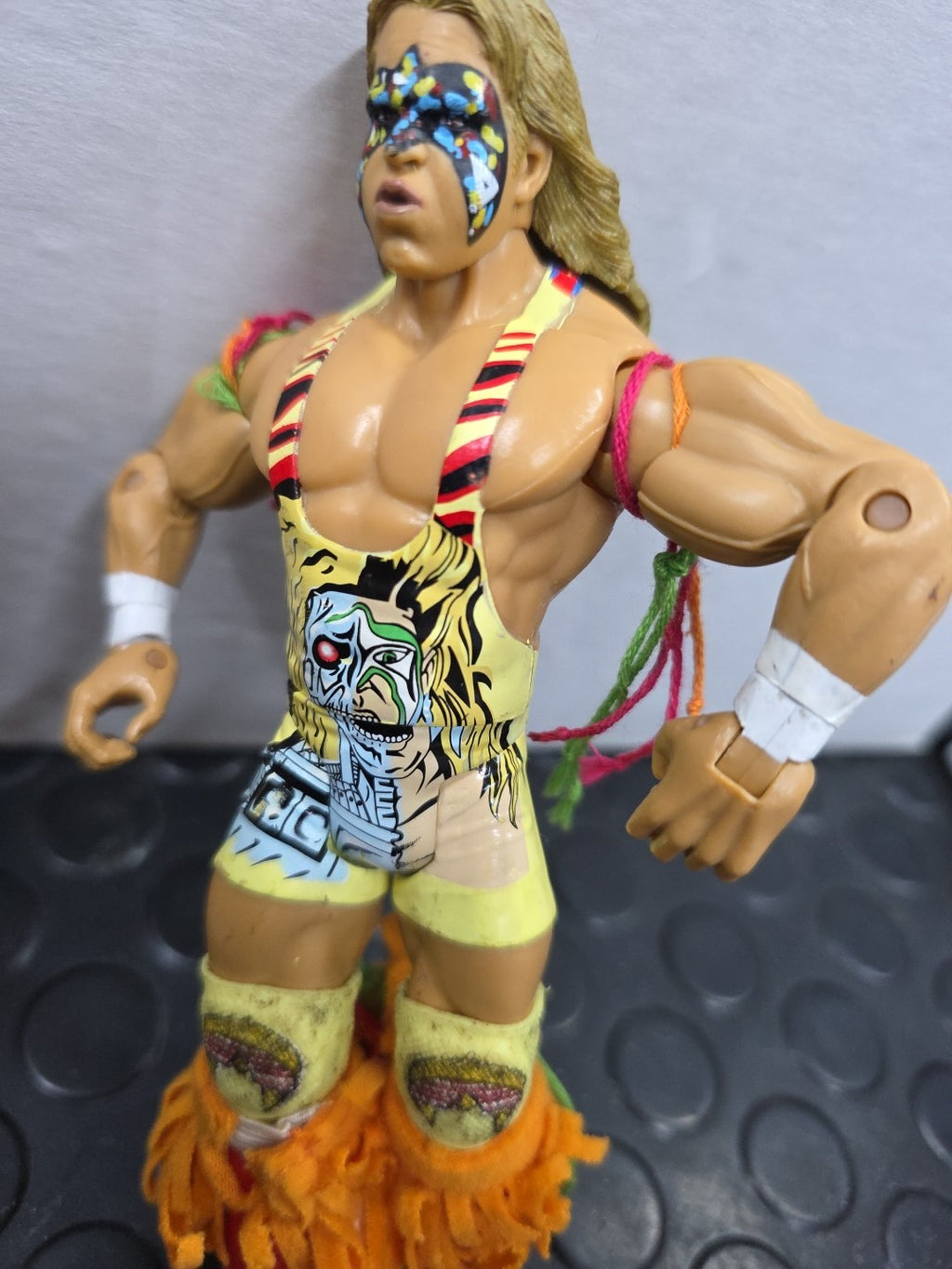 WWE THE ULTIMATE WARRIOR JAKKS WRESTLING TOY FIGURE CLASSIC SUPERSTARS SERIES 14