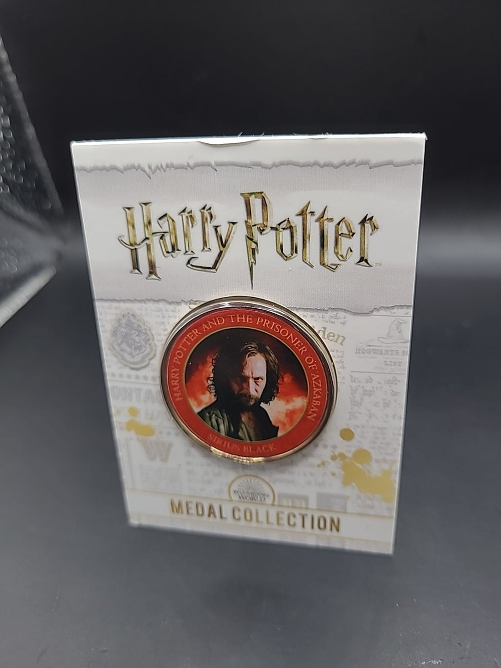 HARRY POTTER CARD WITH MEDAL SIRIUS BLACK GARY OLDMAN PRISONER OF AZKABAN COIN