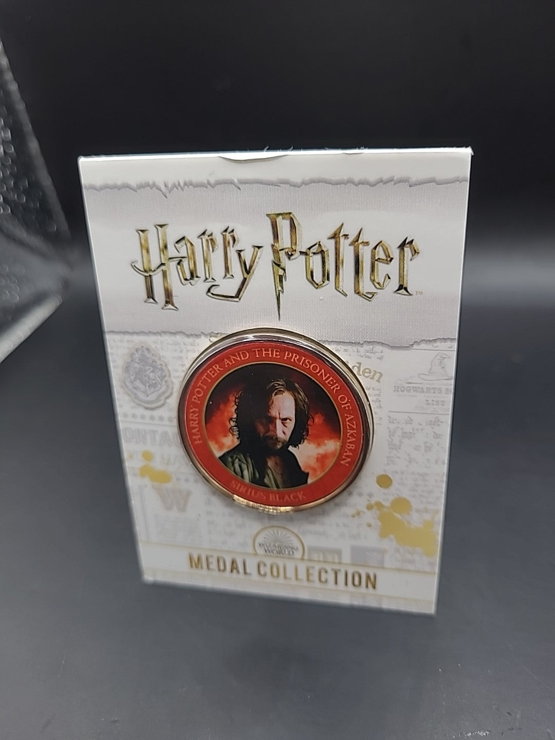HARRY POTTER CARD WITH MEDAL SIRIUS BLACK GARY OLDMAN PRISONER OF AZKABAN COIN