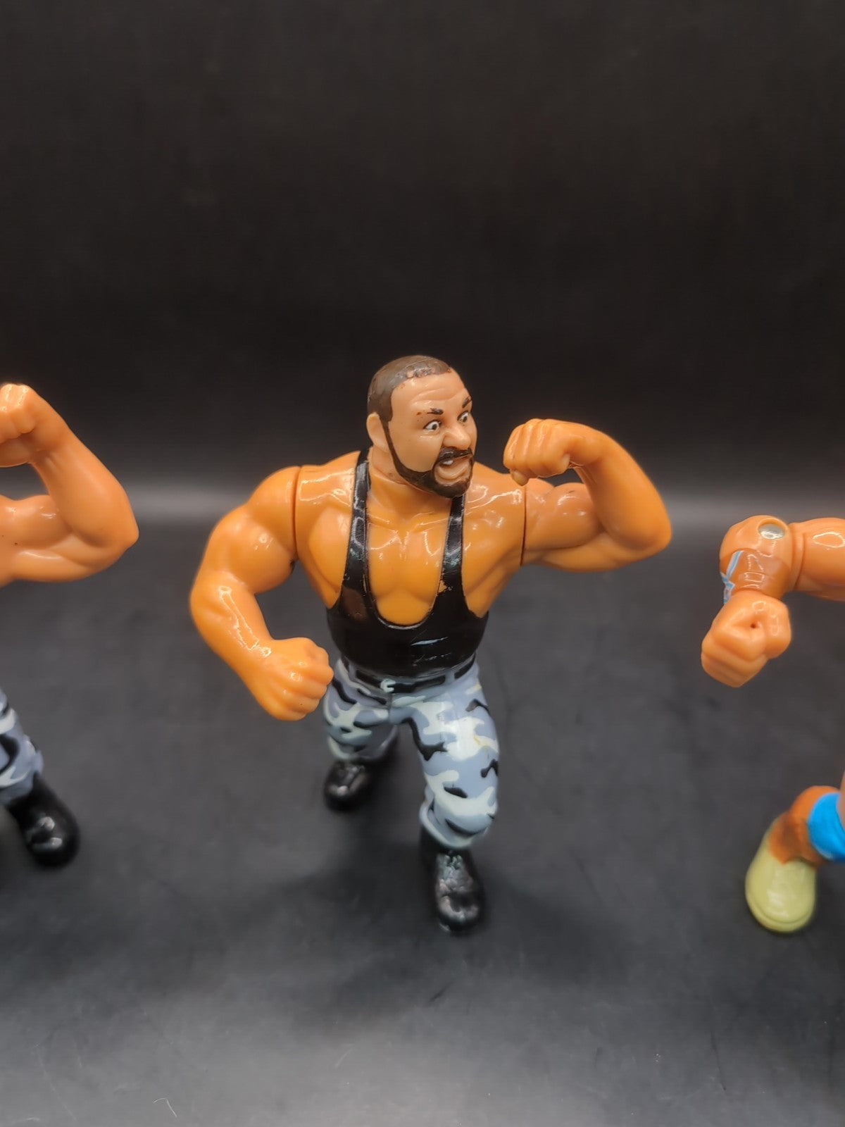3 X WWF Hasbro Wrestling Figures The Bushwhackers & Tatanka