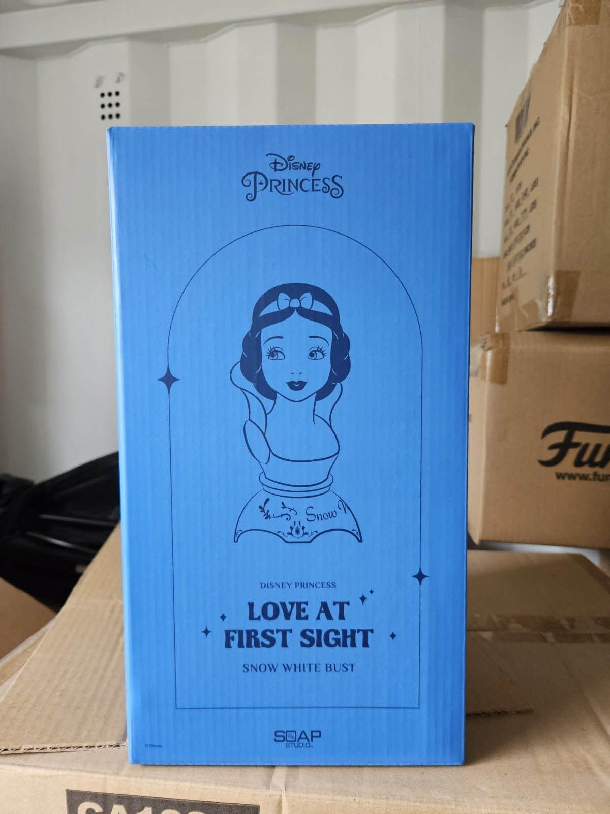Disney Snow White Love At First Sight Bust By Soap Studio