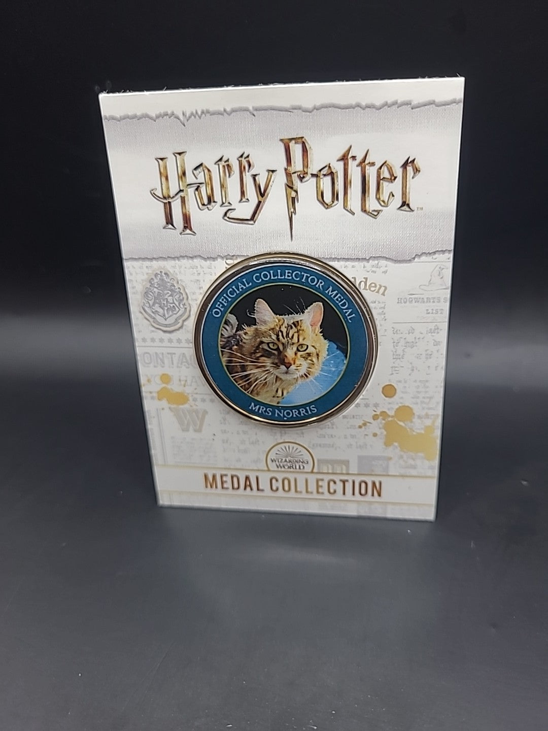 Harry Potter Medal Coin Collection - Magical Creatures - Mrs Norris 
