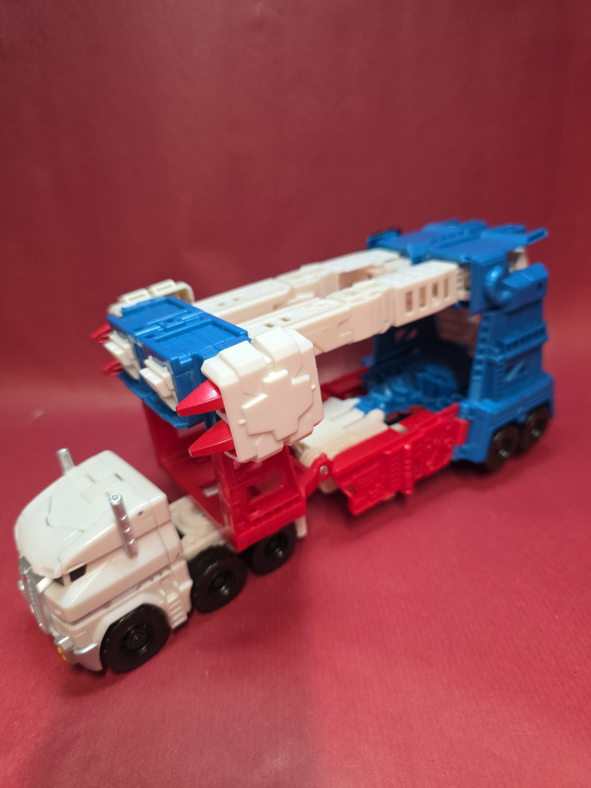 Transformers Generation Combiner Wars Leader Class Ultra Magnus READ DESCRIPTION