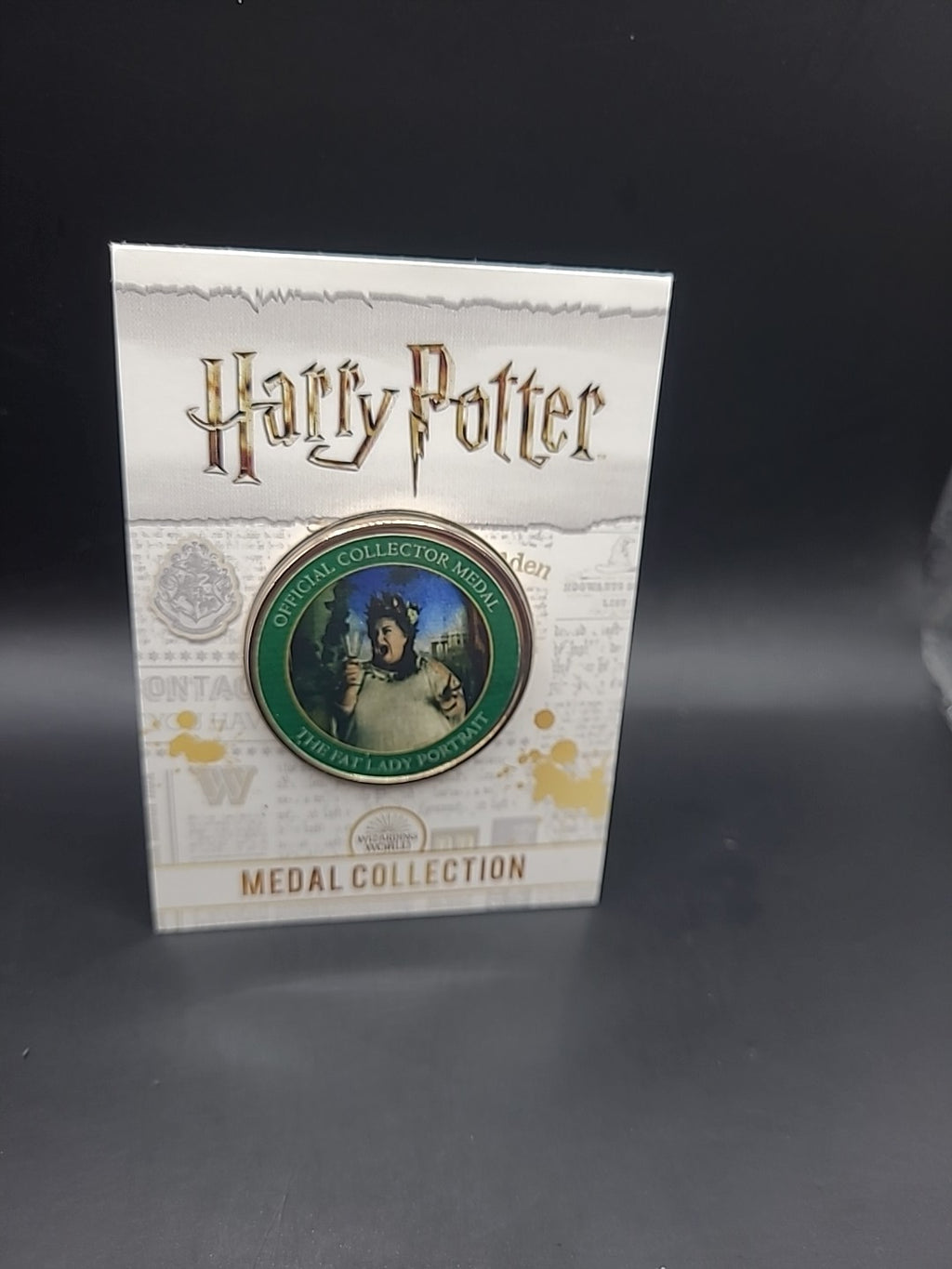 Harry Potter Medal Coin Collection - Artefacts And Spells The Fat Lady Portrait