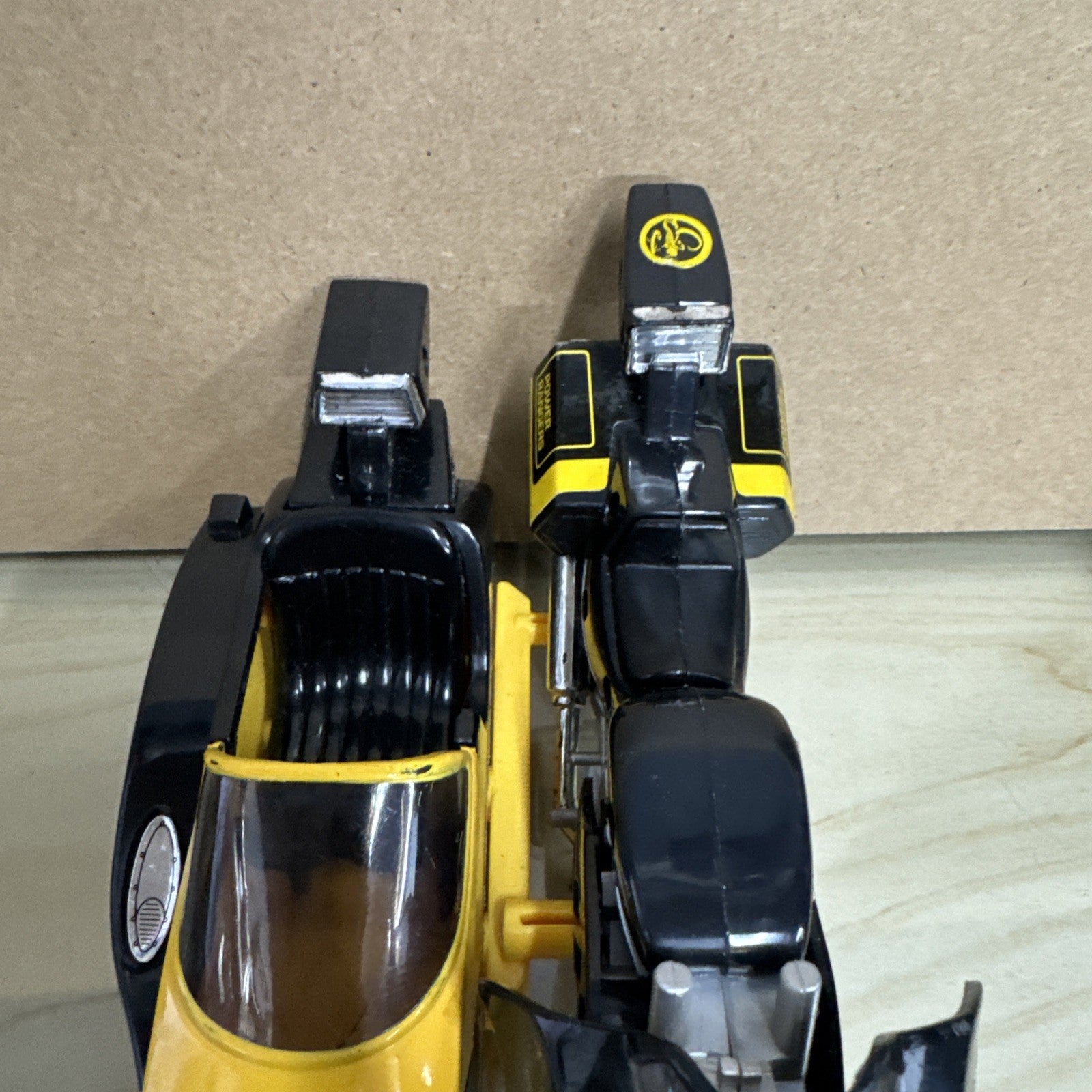 Bandai Power Rangers Mammoth Battle Bike