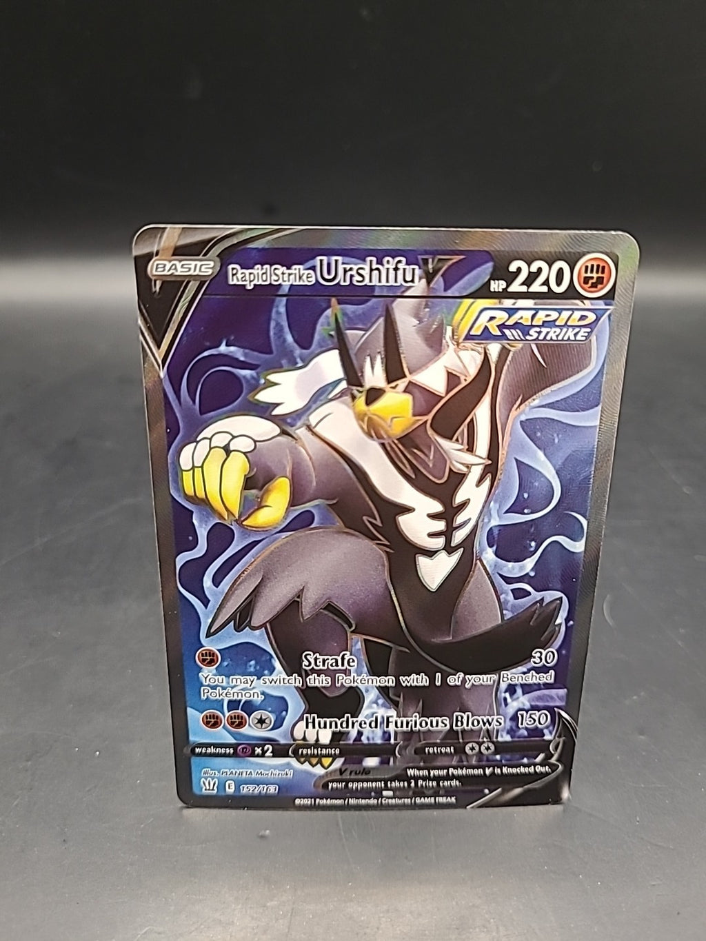 Pokemon Card Rapid Strike Urshifu V 152/163 Holo Battle Styles