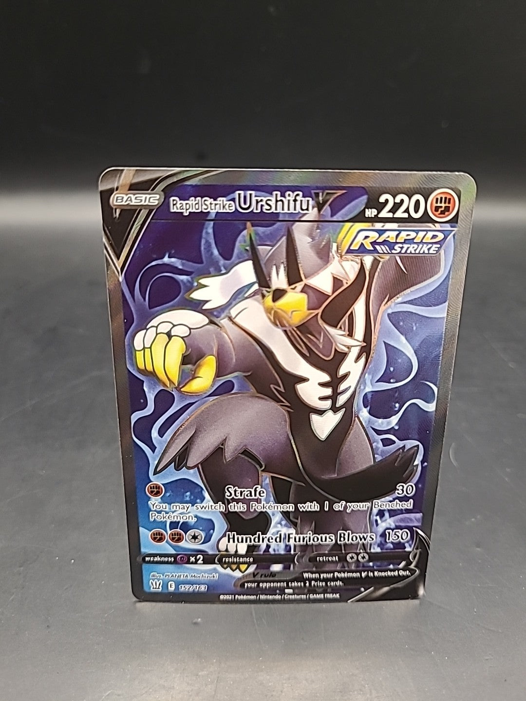 Pokemon Card Rapid Strike Urshifu V 152/163 Holo Battle Styles