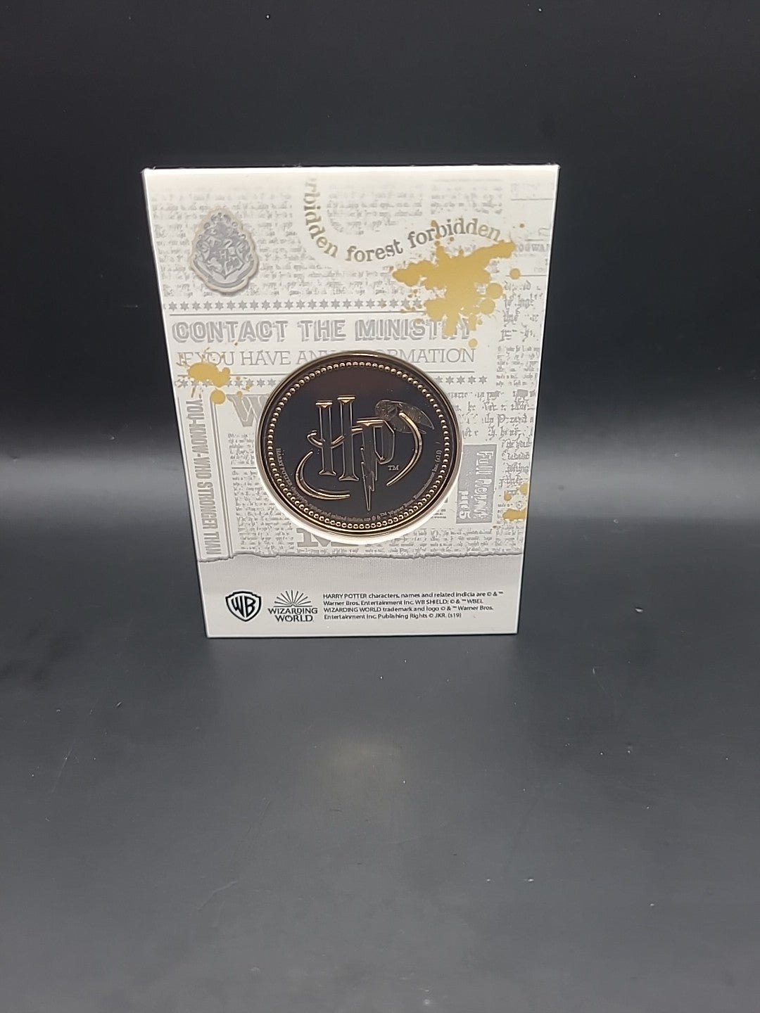 Harry Potter Medal Coin Collection - Artefacts And Spells The Fat Lady Portrait