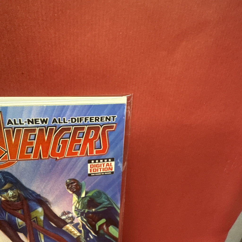 ALL-NEW, ALL DIFFERENT AVENGERS #5 Ms. Marvel Comics 2016