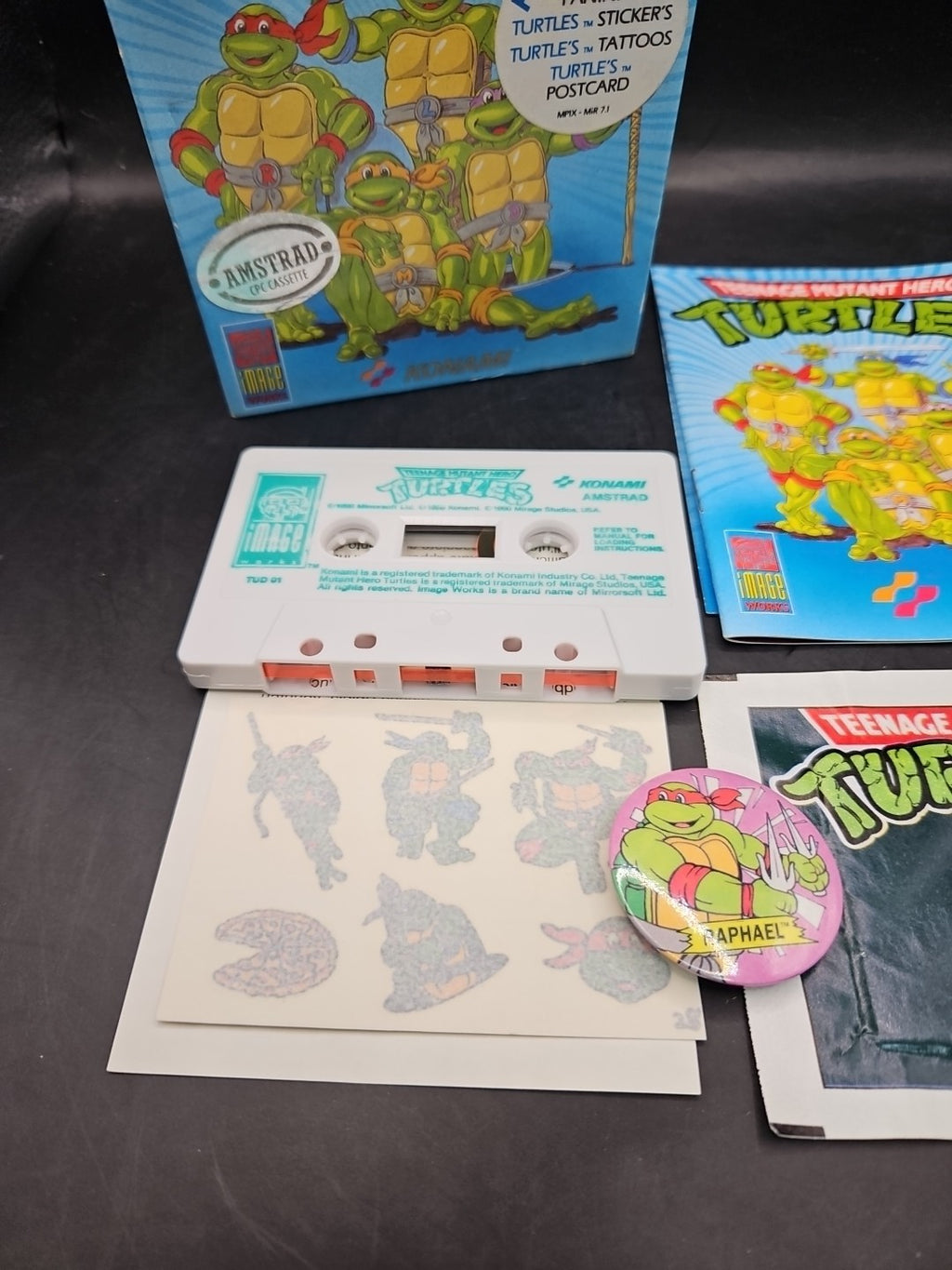 Teenage Mutant Ninja Turtles Amstrad Game With Stickers, Tattoos And Badge