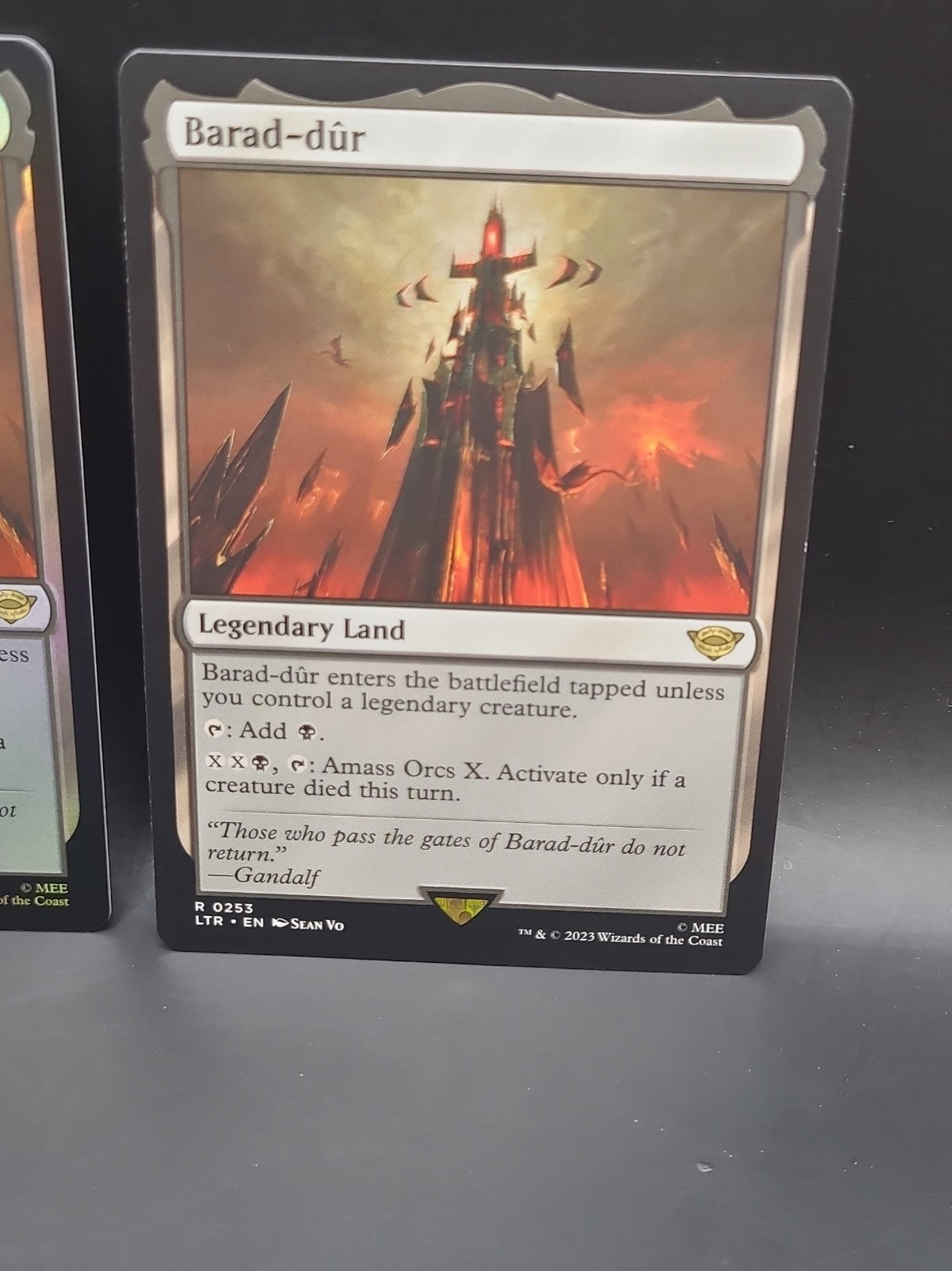 2x Barad-dur - Universes Beyond: LTR (1 Foil/1 Regular) - EN - R 0253 MTG