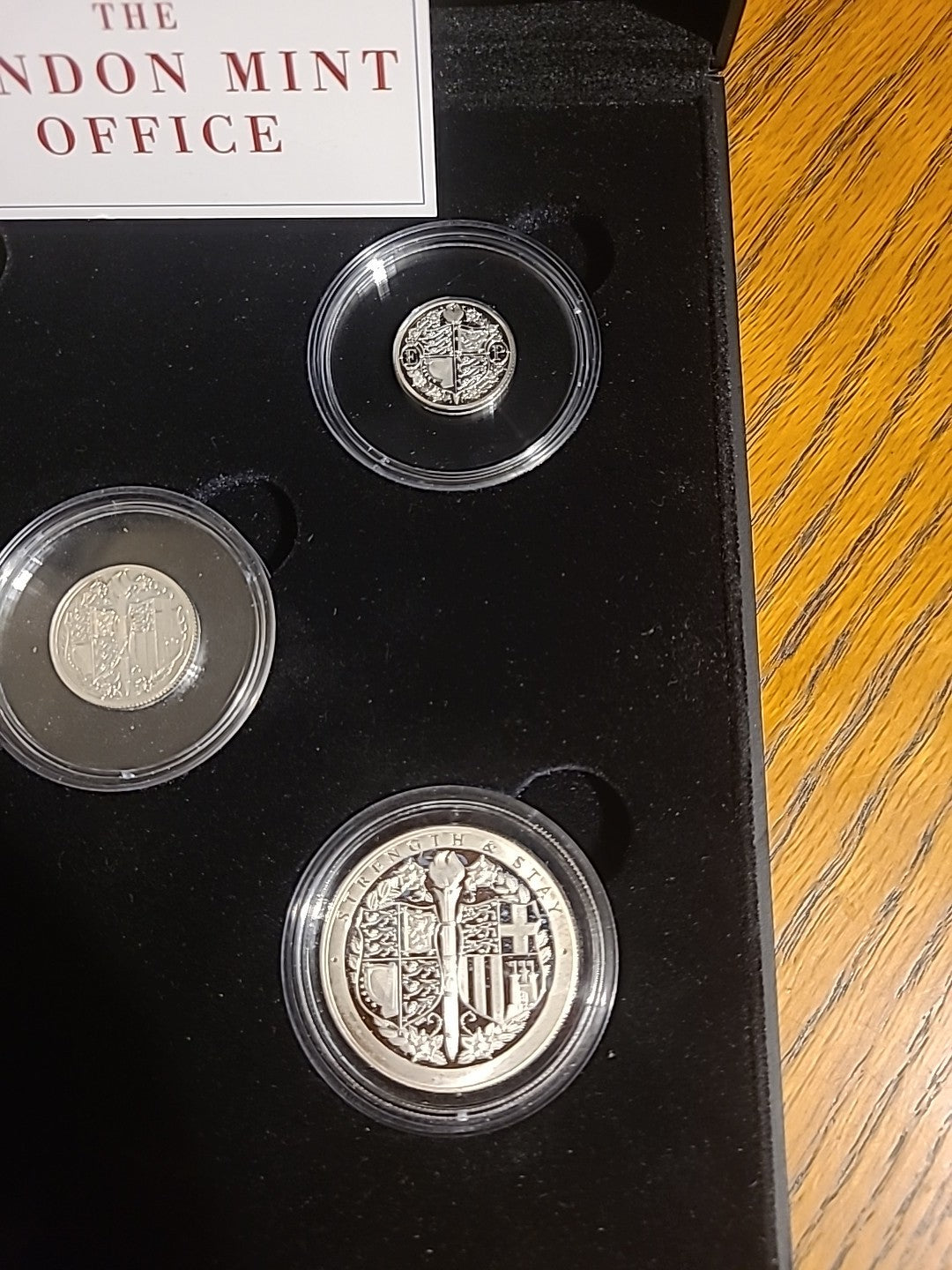 Silver 5 Coin Sovereign Set - Strength And Stay - 7 Decades Of Devotion
