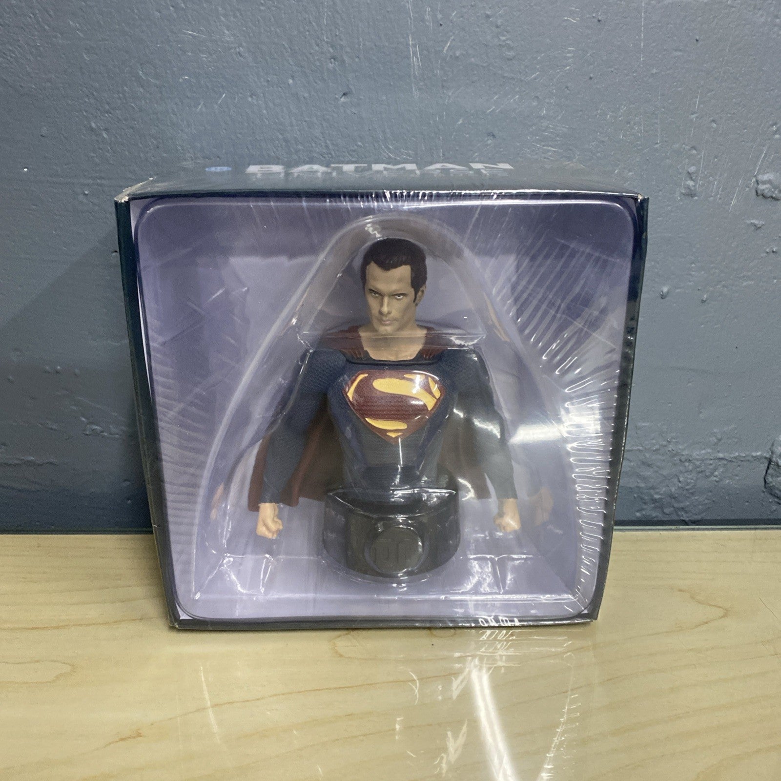 Batman Universe Collectors Bust SUPERMAN / HENRY CAVILL DC Eaglemoss MIB