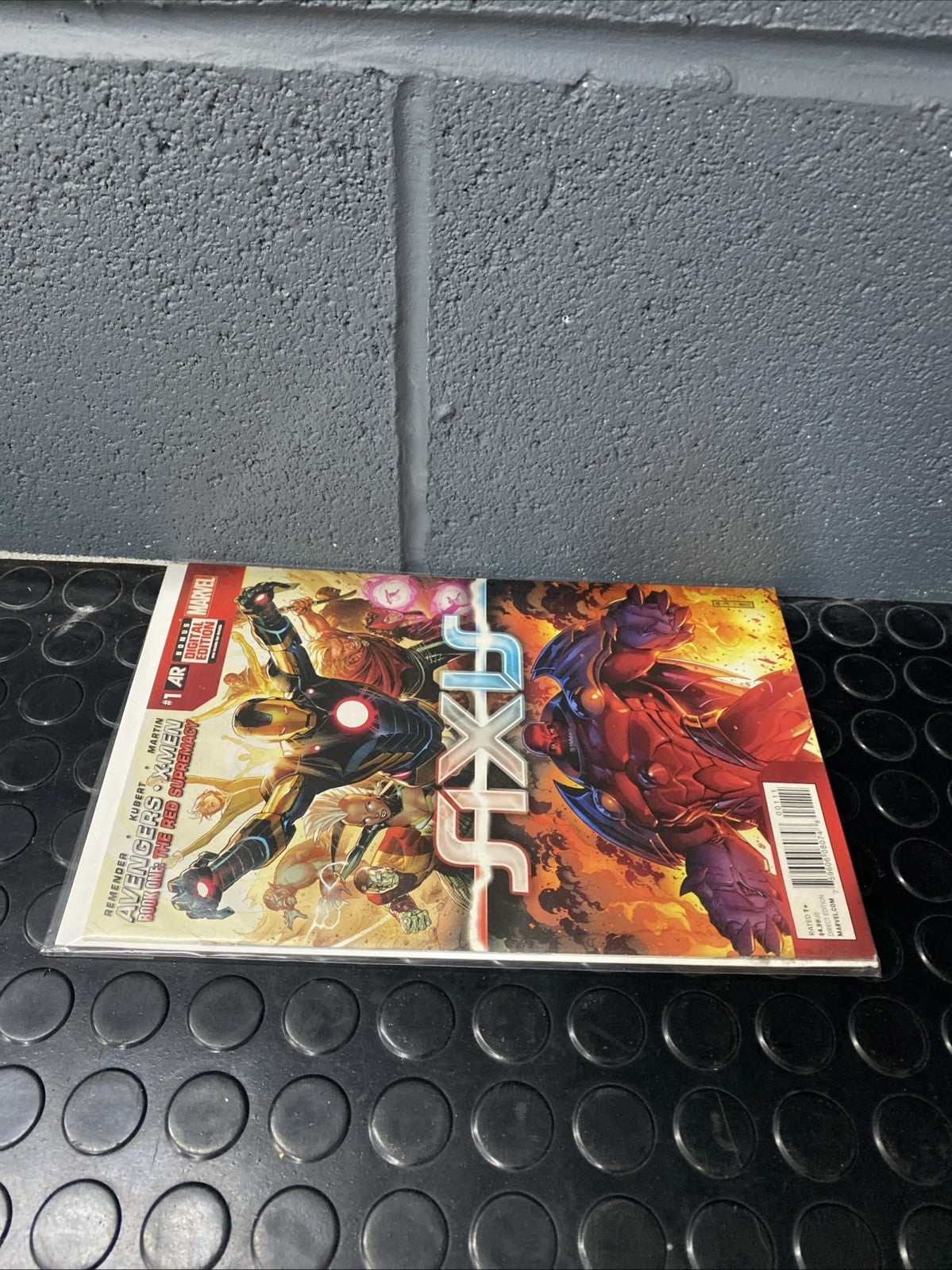MARVEL COMICS AXIS AVENGERS X-MEN BOOK ONE: THE RED SUPREMACY #1