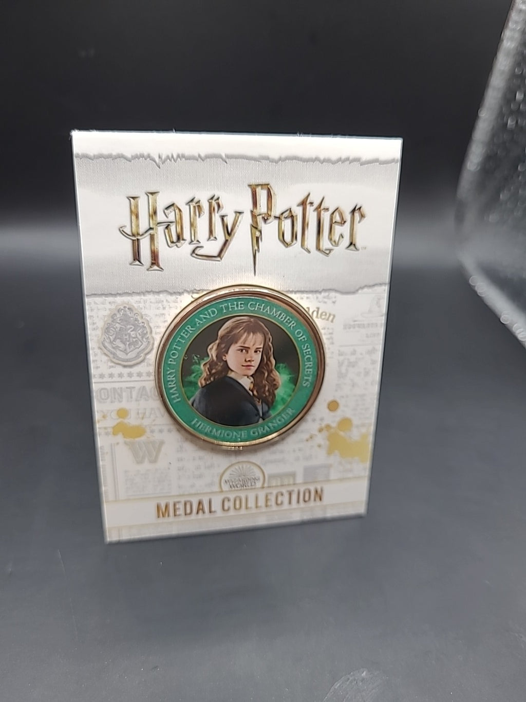 HARRY POTTER MEDAL COIN IN CARD HERMIONE GRANGER CHAMBER OF SECRETS