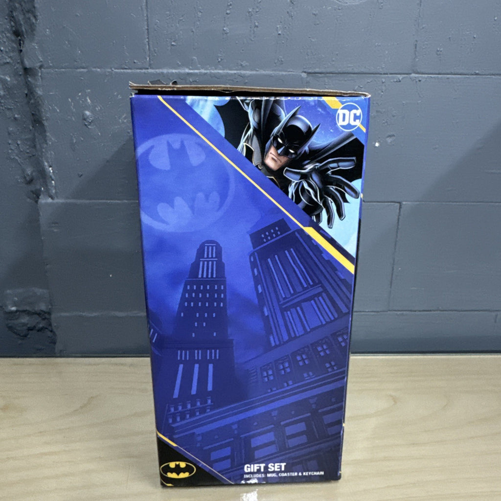 Pyramid International Batman Gift Set with Mug, Coaster and Keyring in Presentat