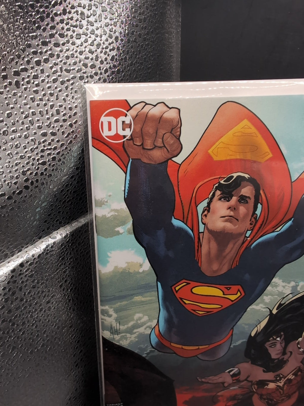 SUPERMAN 17 - ADAM HUGHES VARIANT  COVER (MODERN AGE 2020) 