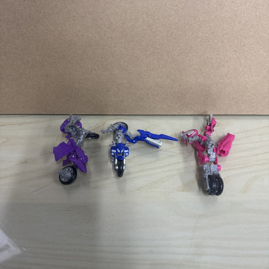 Takara TOMY Transformers SS-41 Chromia Arcee Elita