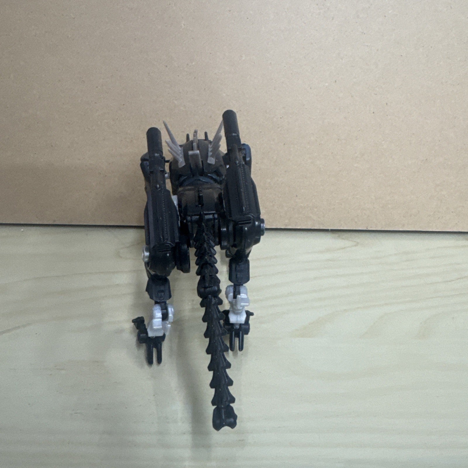Hasbro Transformers ROTF Deluxe Class Ravage action figure Revenge of the Fallen