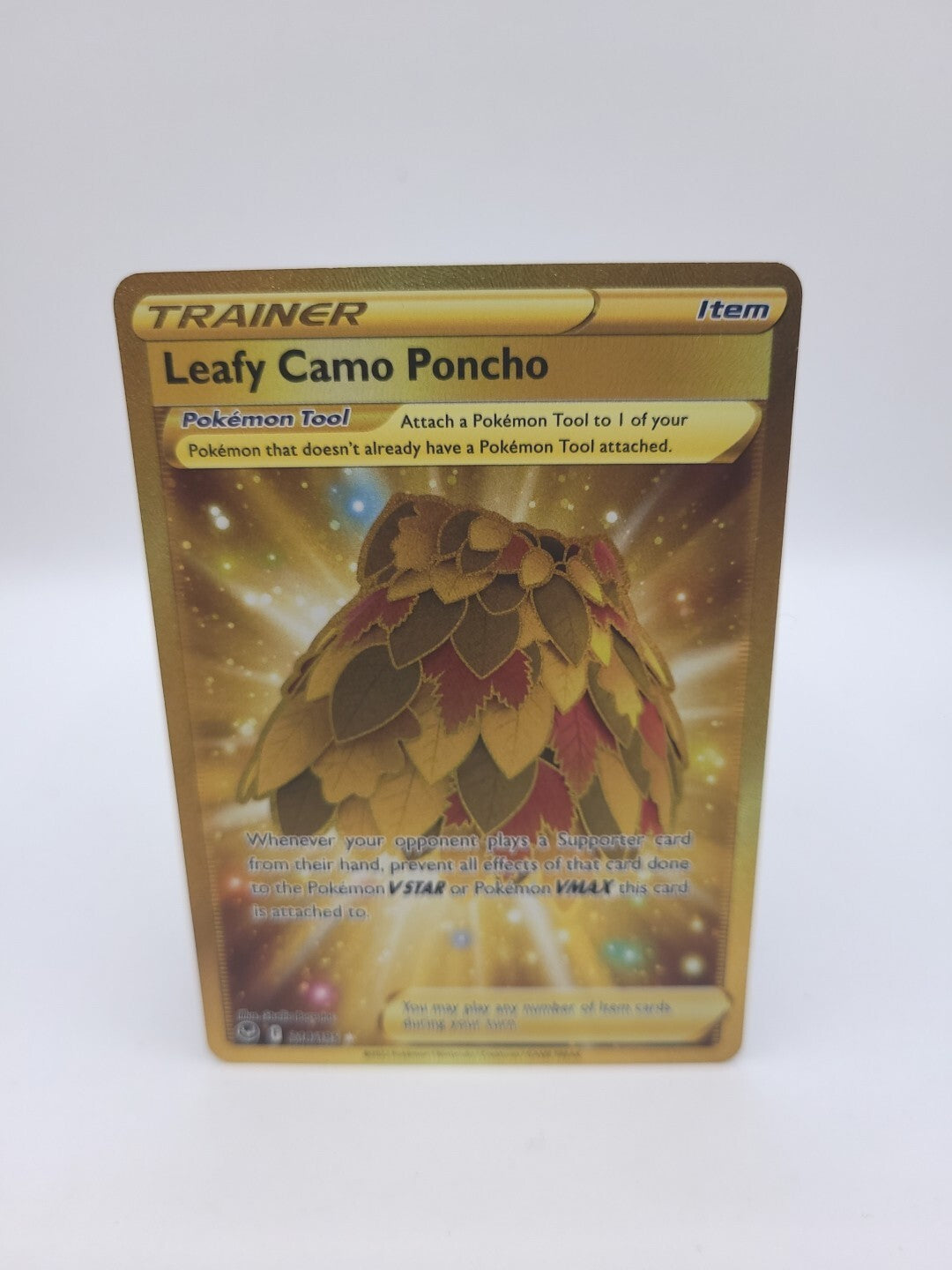 Pokemon Card Leafy Camo Poncho 214/195 Holo Trainer Silver Tempest