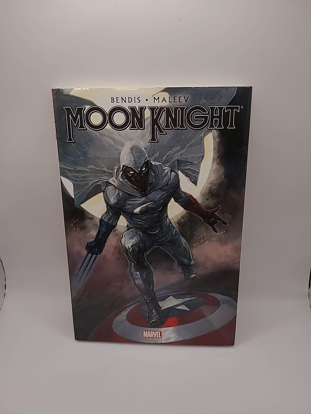 Moon Knight Vol.1 By Alex Maleev & Brain Michael Bendis