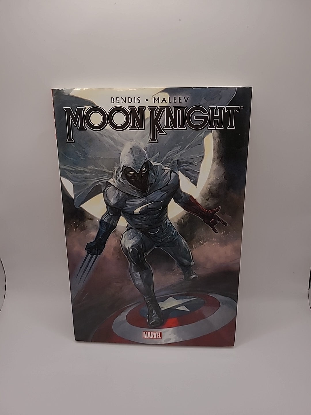 Moon Knight Vol.1 By Alex Maleev & Brain Michael Bendis