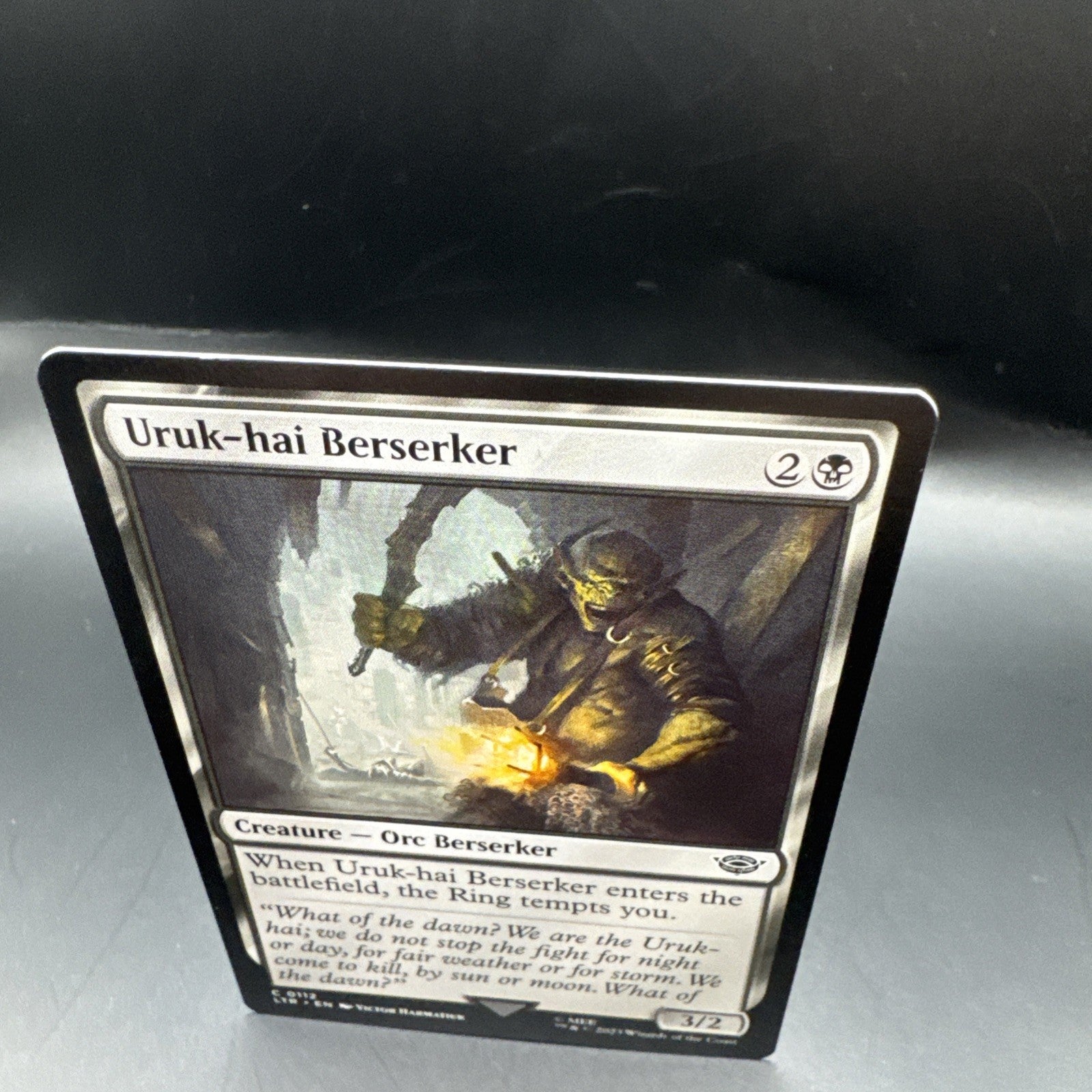 [MTG] Uruk-hai Berserker Foil C0112 + 1 Regular Card