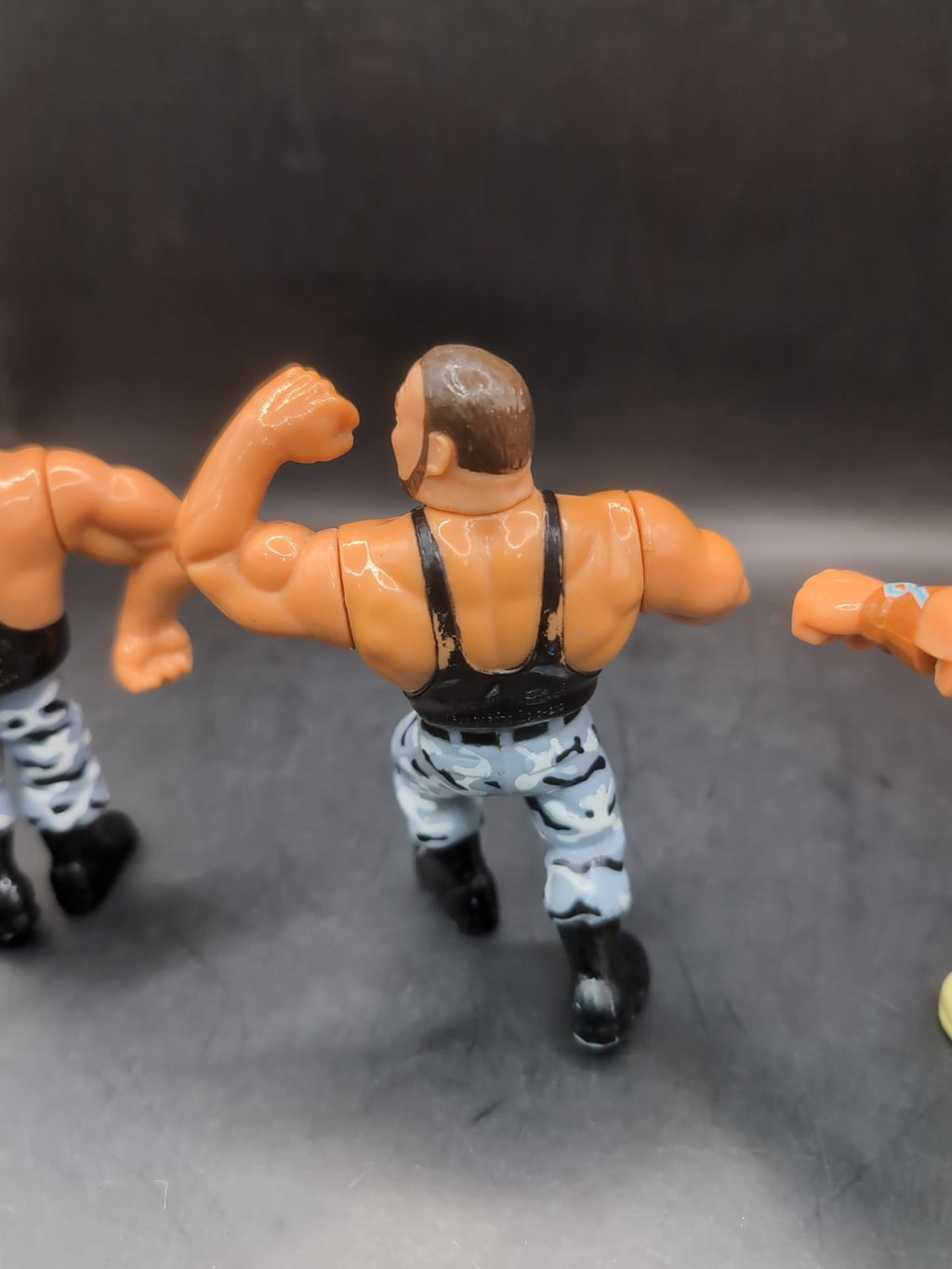 3 X WWF Hasbro Wrestling Figures The Bushwhackers & Tatanka
