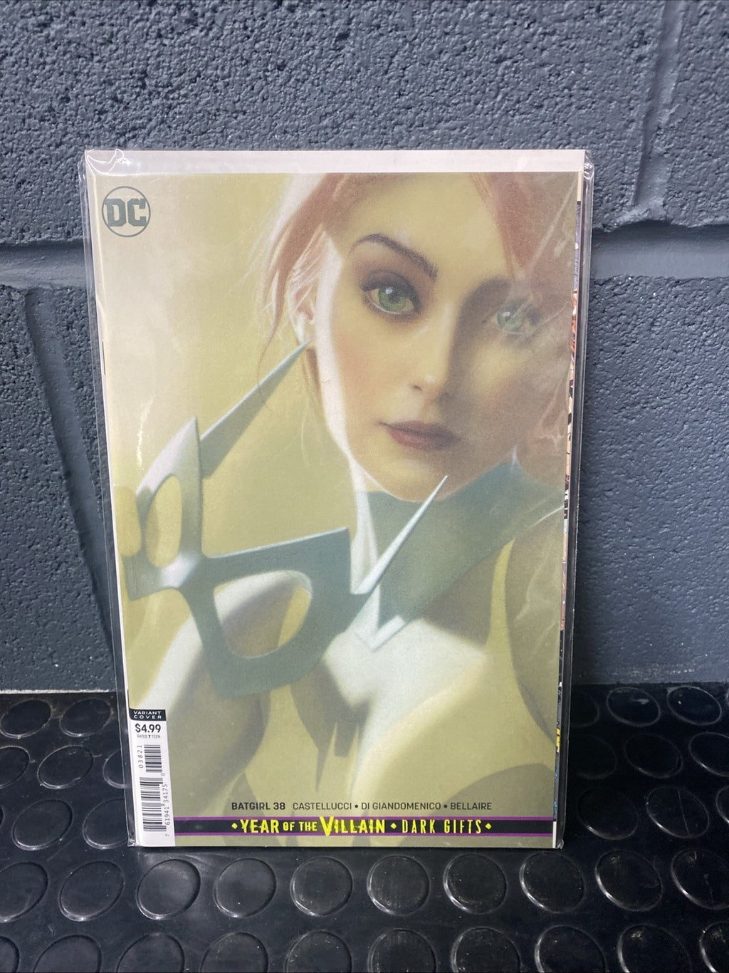 Batgirl (2016) #  38 Cover B (9.0-VFNM) Variant, Year of the Villain, Terribl...