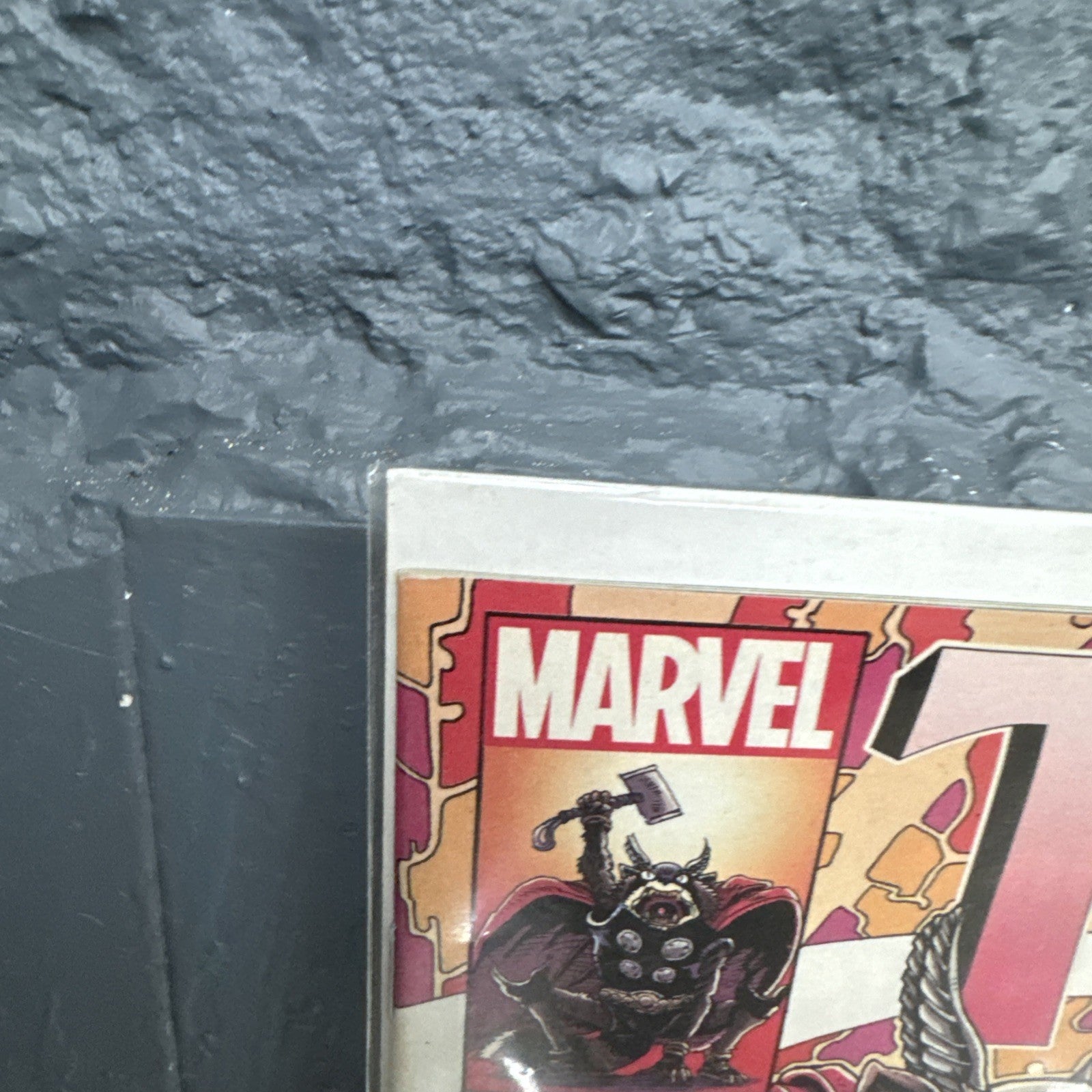 THOR #002 Mad Raccoon Variant/2015 Marvel