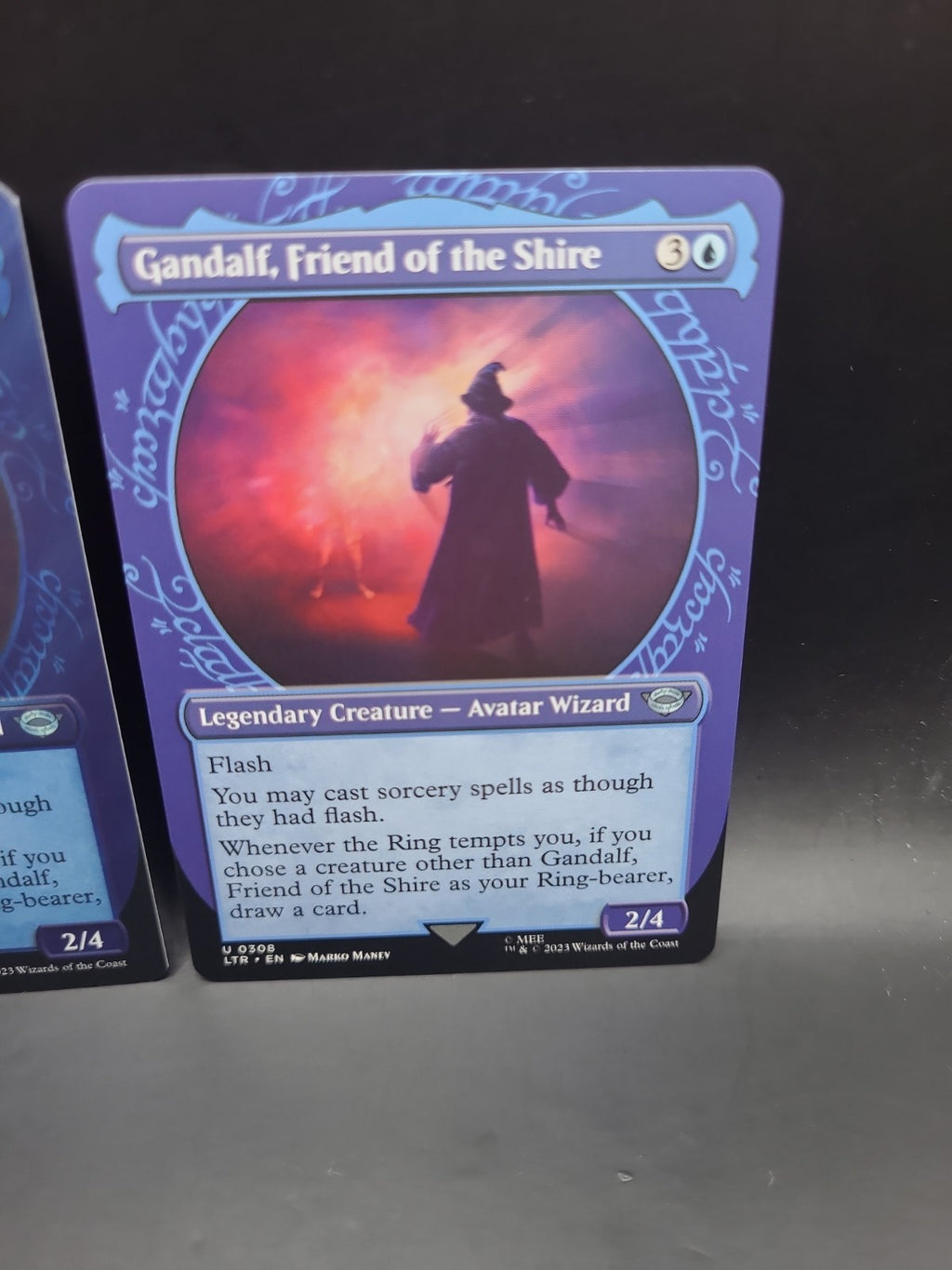 Gandalf, Friend of the Shire NM Showcase Foil & Regular U 800 MTG LOTR