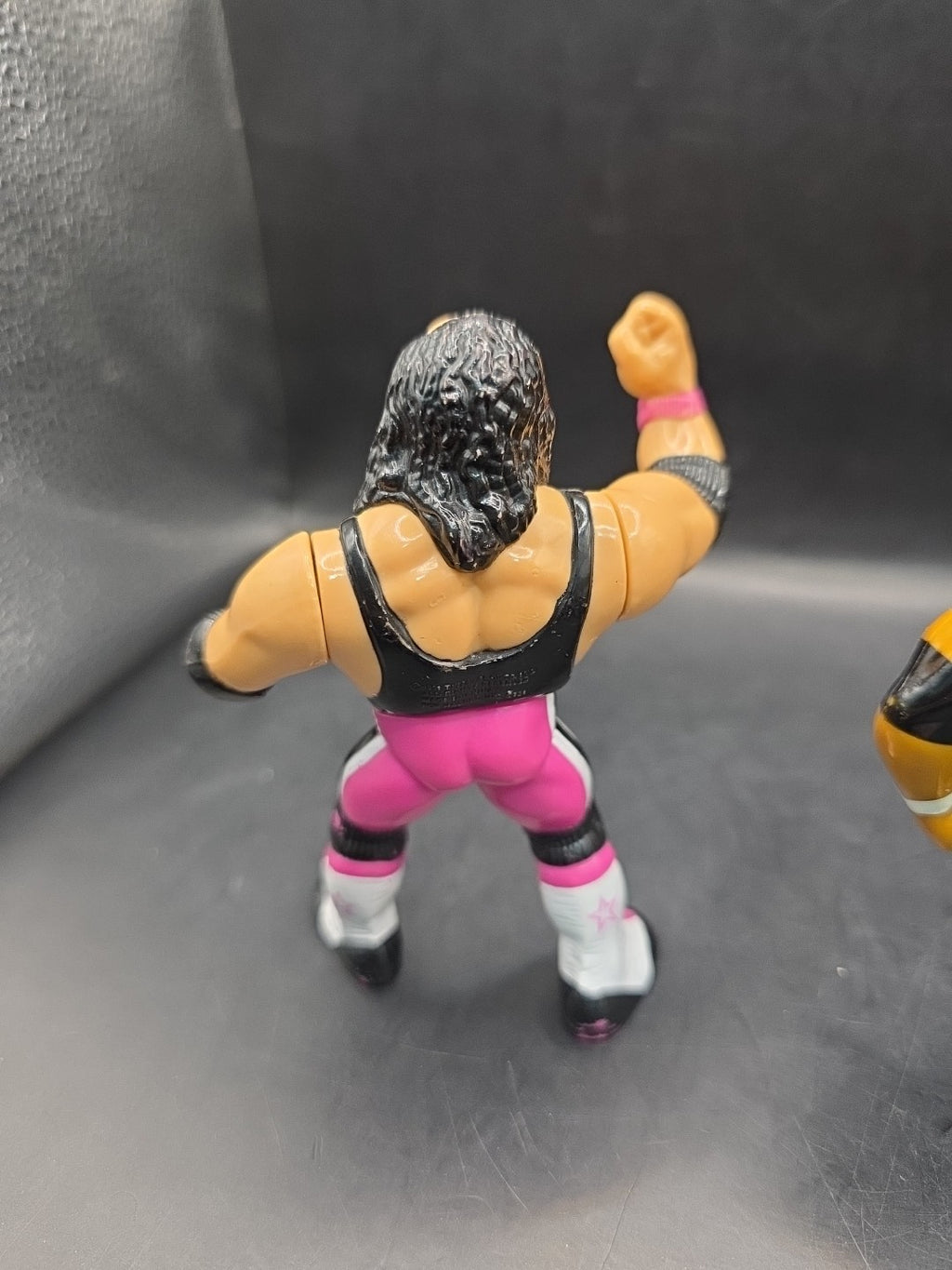 3 X Hasbro WWF Wrestling Figures Bret Hart, Samu, Ultimate Warrior