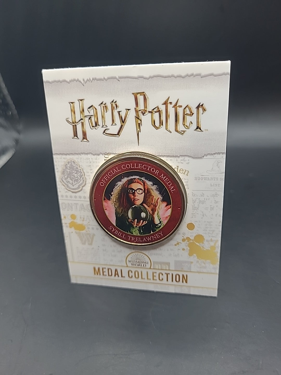 Harry Potter Medal Coin Collection - Characters - Sybill Trelawney 