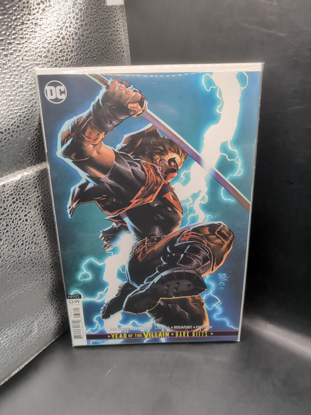 Red Hood Outlaw #37 / Philip Tan Variant Cover / DC Comics 2019