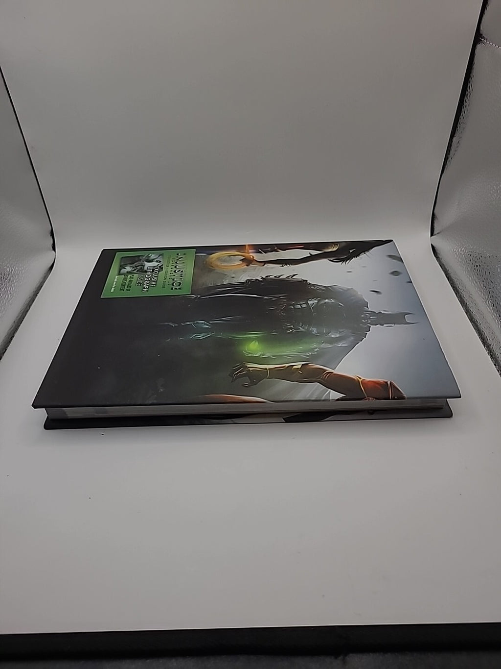 Injustice Gods Among Us Collectors Edition Official Game Guide -  Hardback
