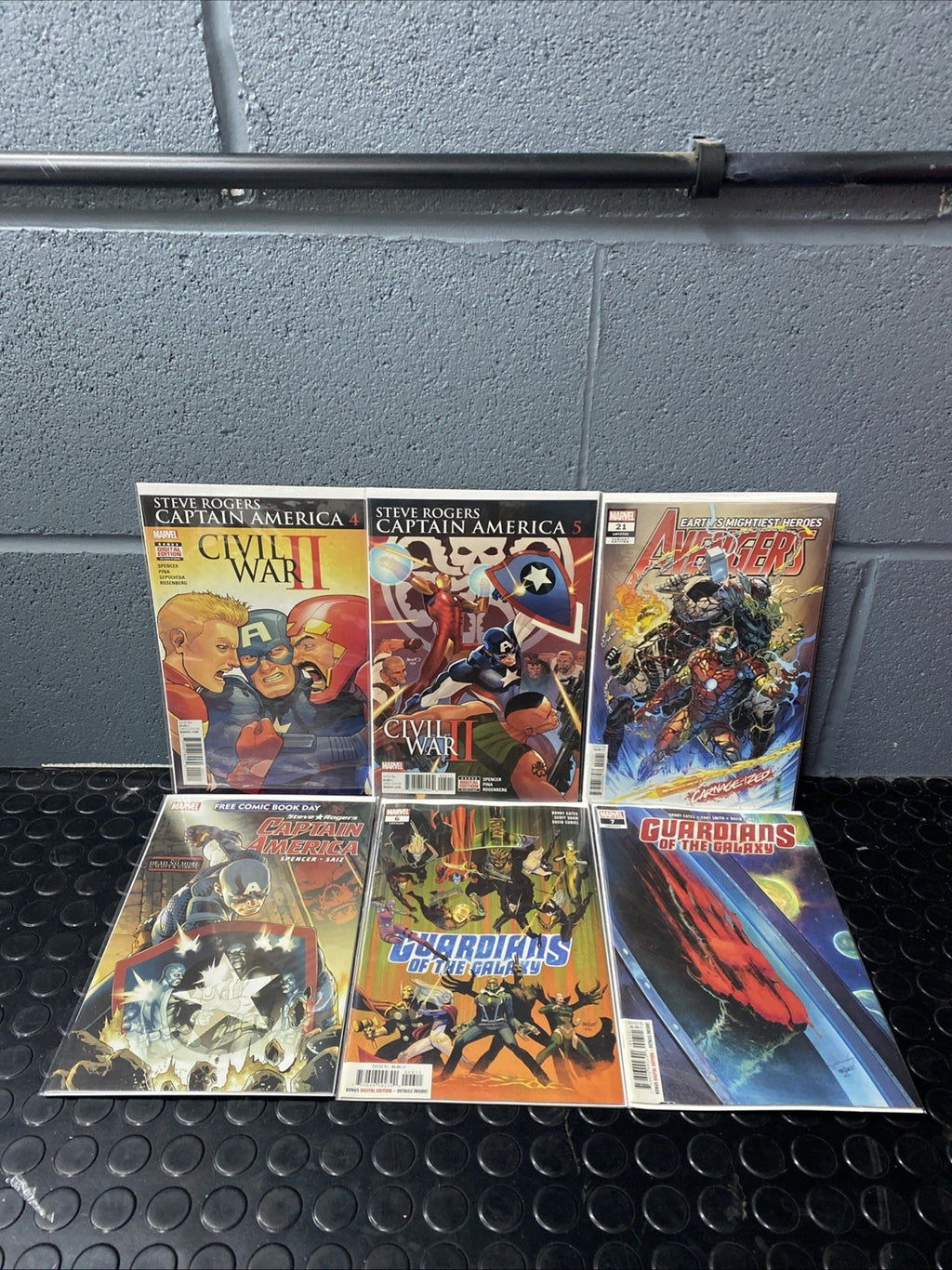 Marvel Comics Bundle 6 Comics