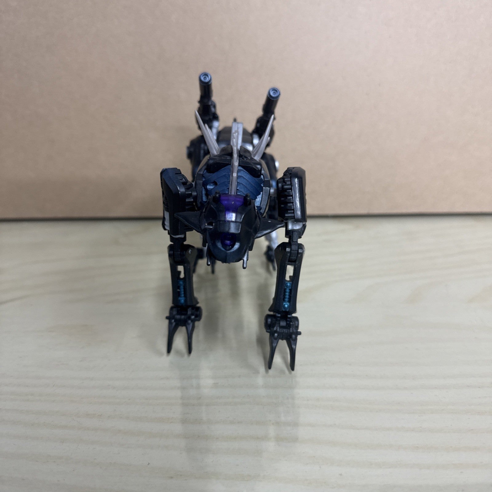 Hasbro Transformers ROTF Deluxe Class Ravage action figure Revenge of the Fallen