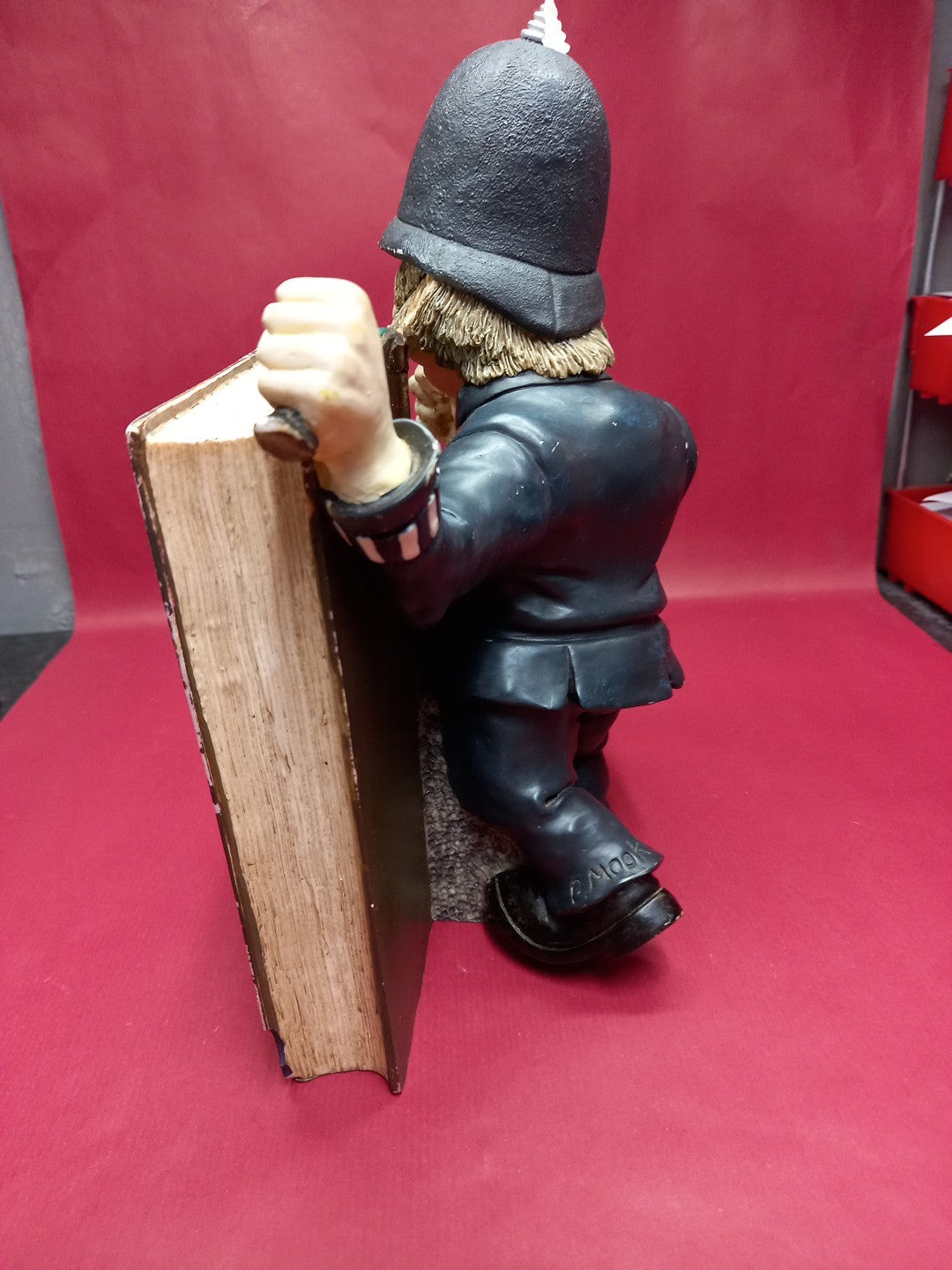 Police and Thief Bookends by Peter Mook -  READ DESCRIPTION 